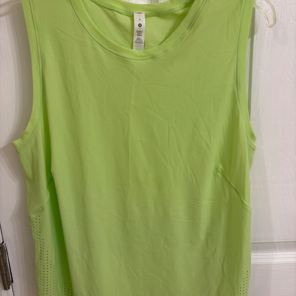 Lululemon high neck split hem run tank women’s 8